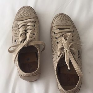 Bon-Bonite sneakers, 100% leather from Colombia.